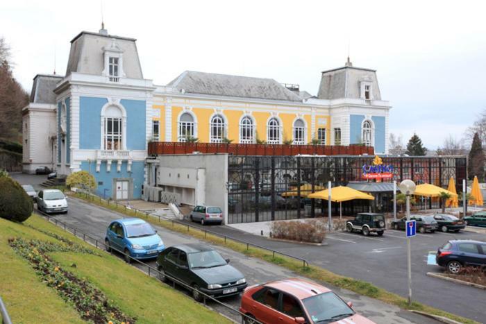 Coeur de ville, loft 3 étoiles lumineux au pied des Pyrénées Bagnères-de-Bigorre Exterior foto